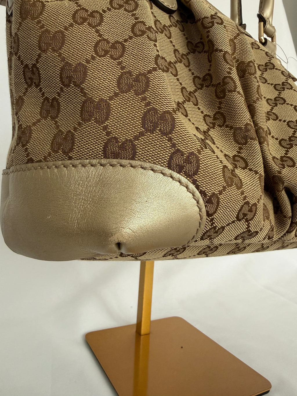 GUCCI MONOGRAM SUKEY