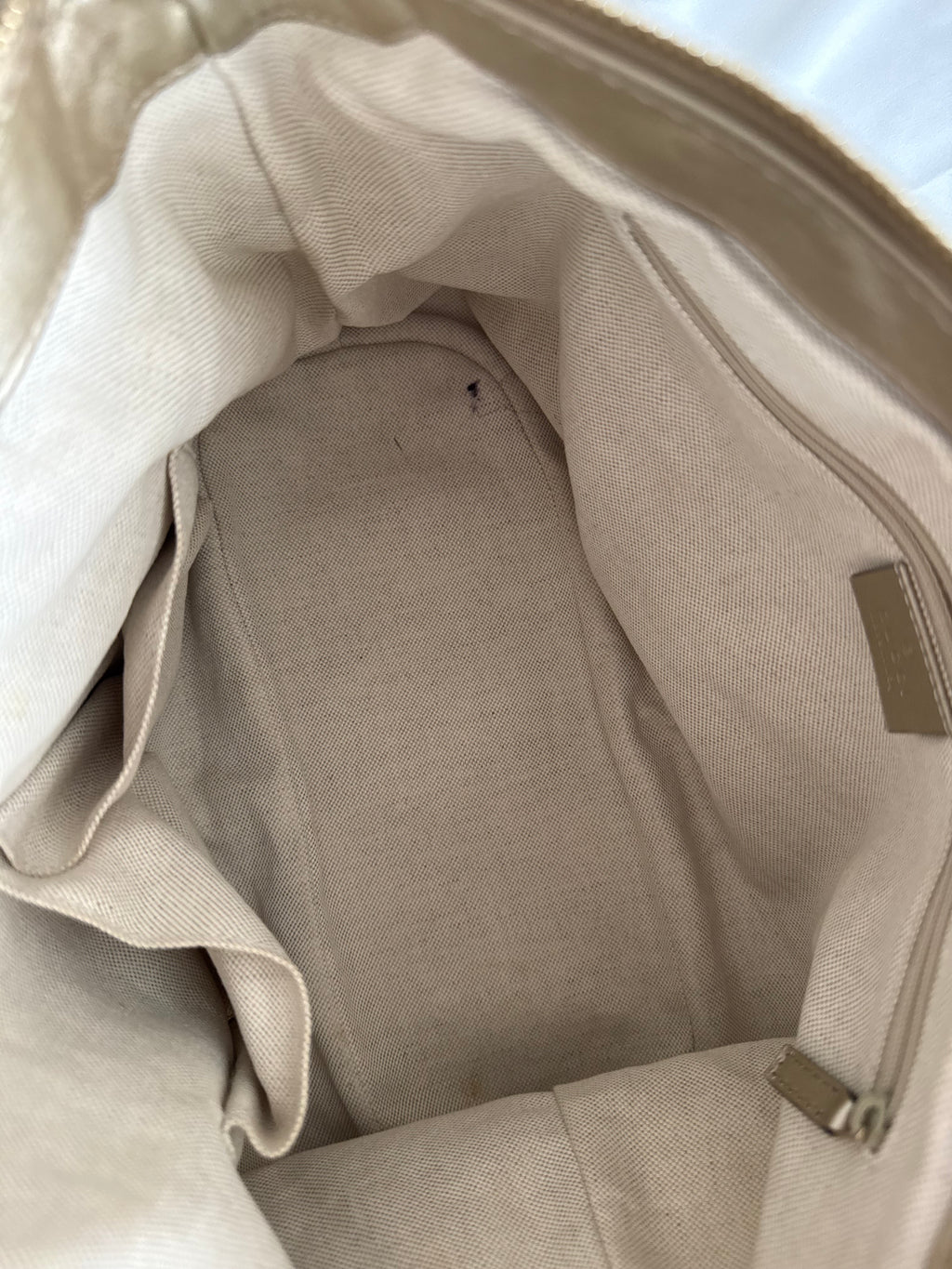 GUCCI MONOGRAM SUKEY