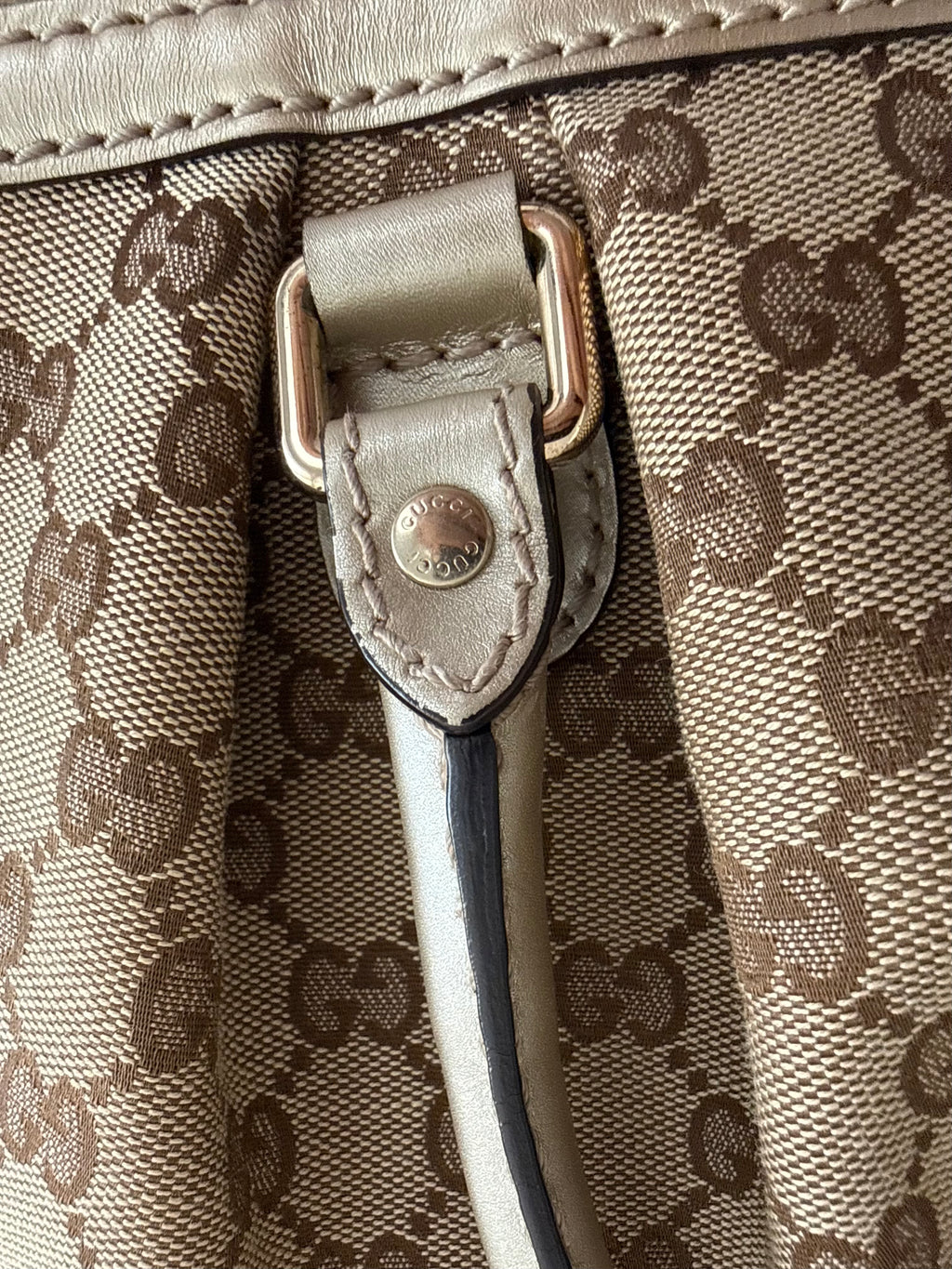 GUCCI MONOGRAM SUKEY