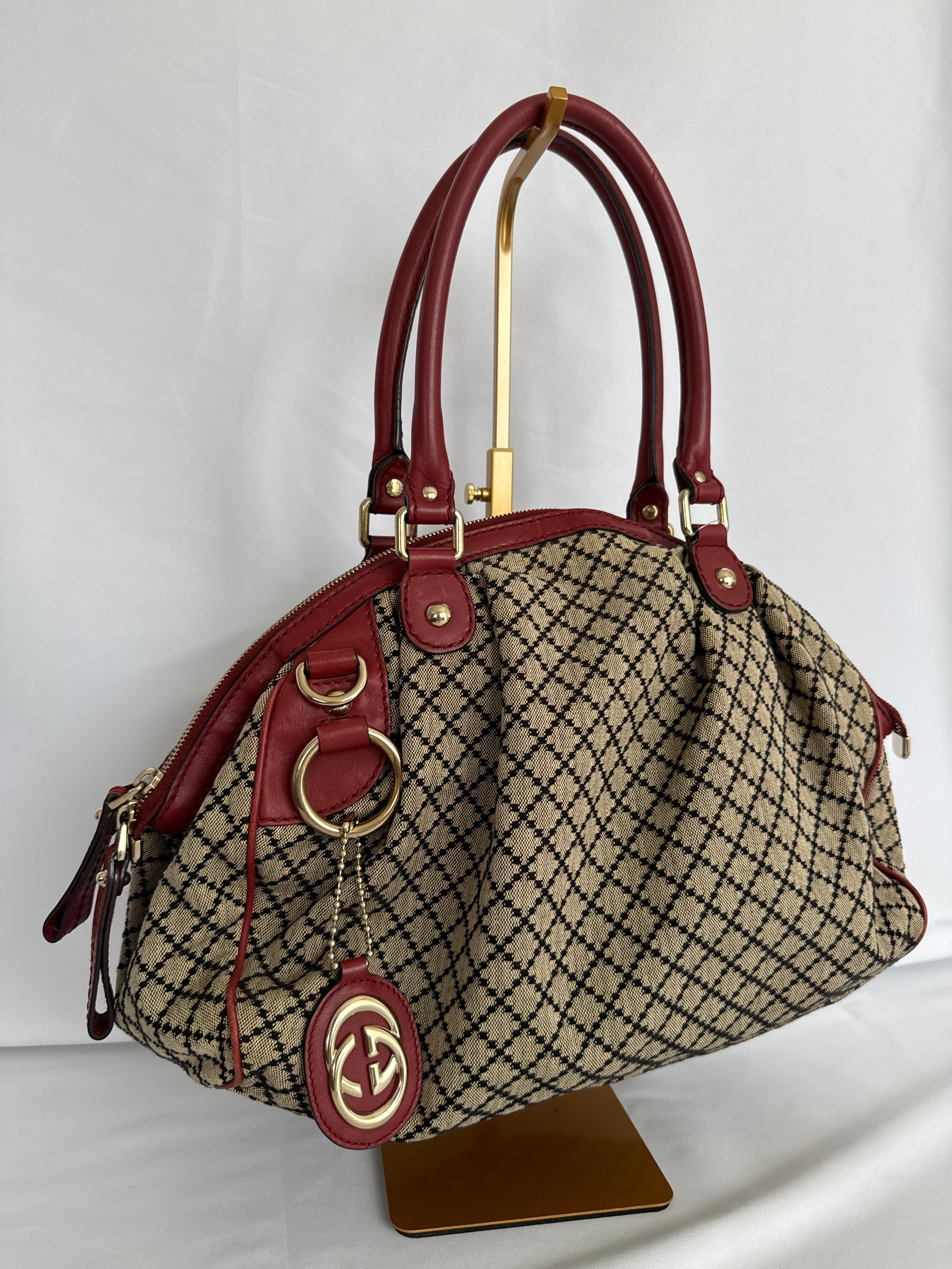 GUCCI SUKEY ROJO