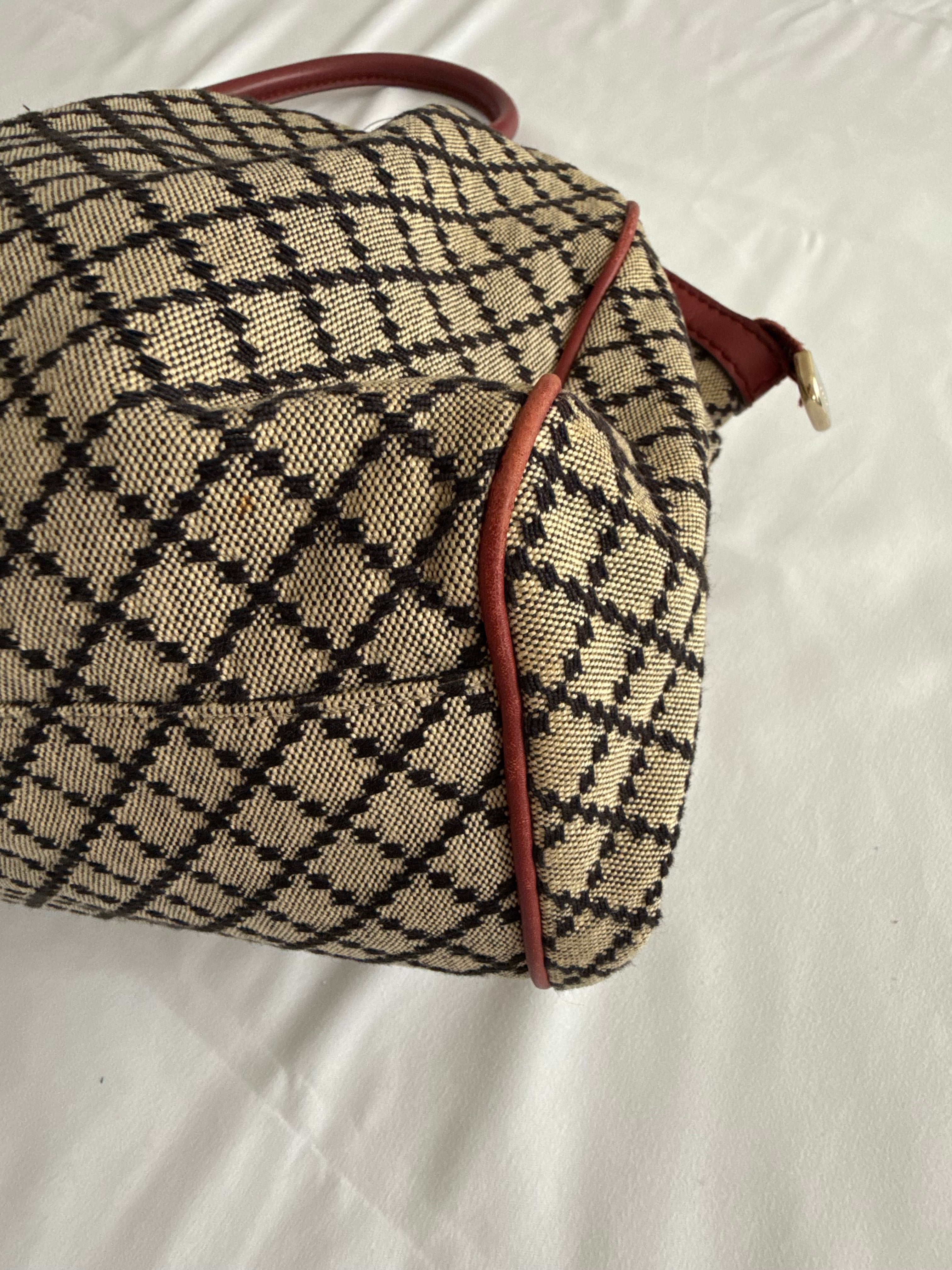 GUCCI SUKEY ROJO